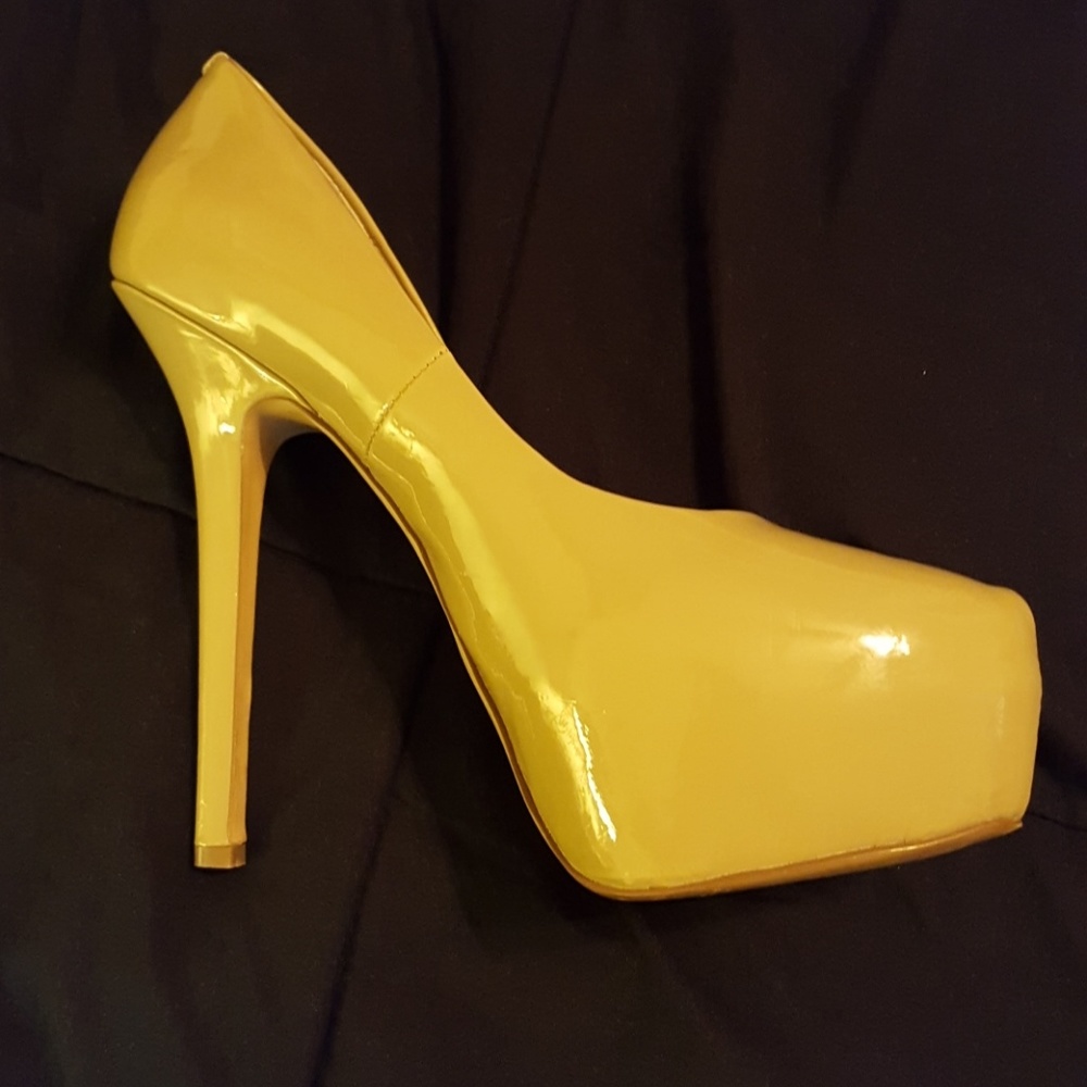 Steve Madden heels